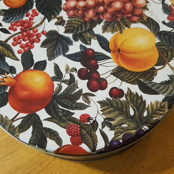 Vintage Metal Storage Tin with Fruit Lid 10" x 4" - Picture 6 of 8